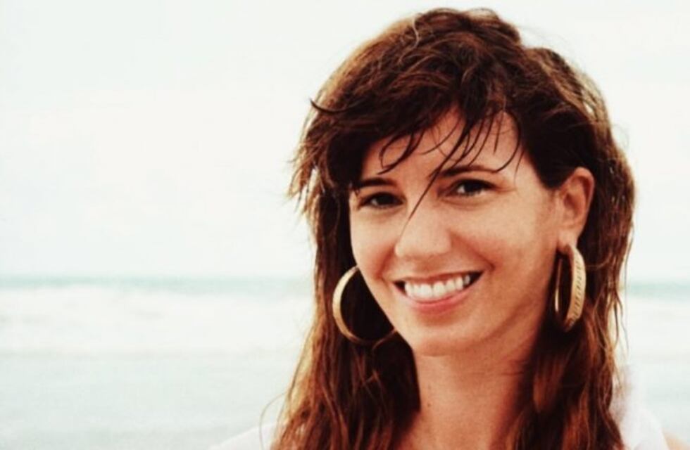 Griselda Siciliani dejó a todos atónitos al realizar un "Saludo al Sol" en las playas de Brasil