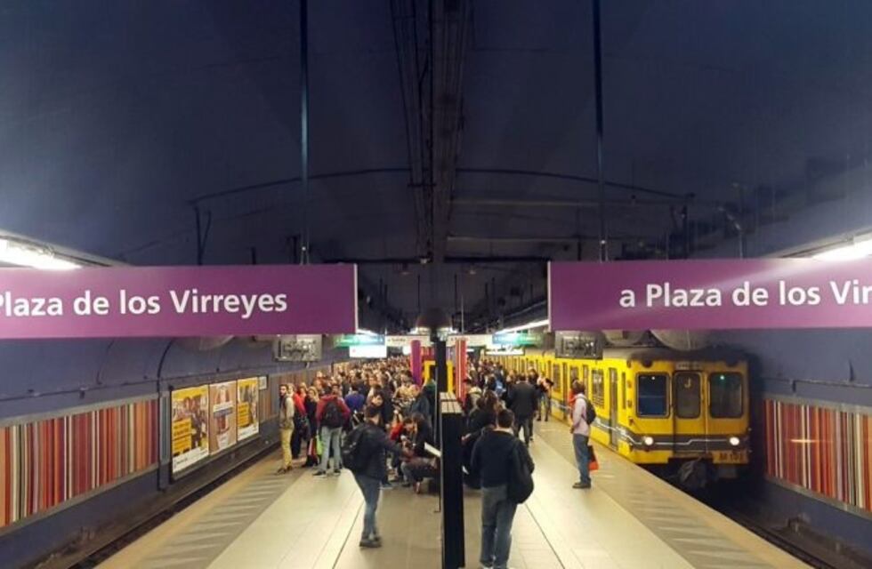 Subte: la línea E funciona con servicio limitado hasta el lunes