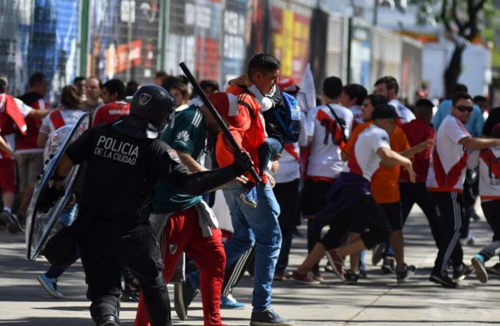 Camino a una ley antibarras