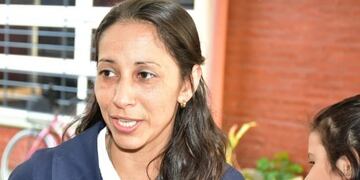 Viviana Bernal fue restituida en la EPES N ° 124 con sus alumnos