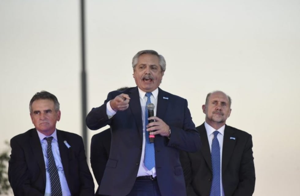 Alberto Fernández propone juramento virtual el Día de la Bandera en Rosario