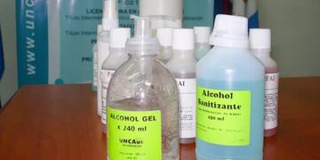 Se dificulta la elaboración de alcohol sanitizante para UNCAus\u002E (Web)\u002E