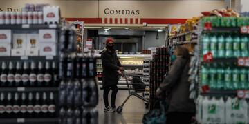 Supermercado en Buenos Aires (Juan Ignacio Roncoroni/EFE)
