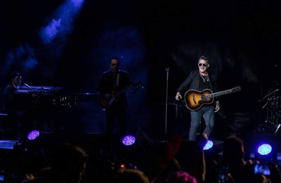 Ale Sanz la rompió en Villa María: reviví todo su show