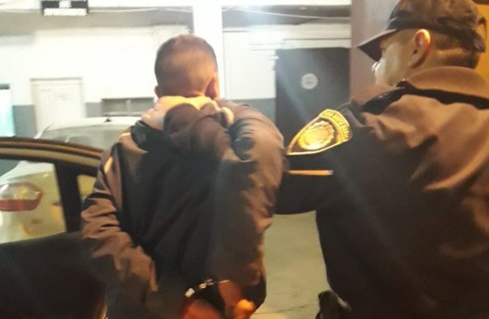 Alta Gracia: tres motochorros detenidos por amenazar con arma blanca, robar y huir