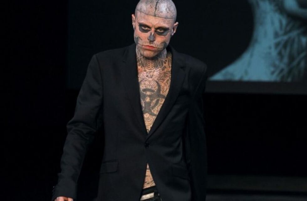Hallaron sin vida a Zombie Boy, el modelo tatuado que era amigo de Lady Gaga