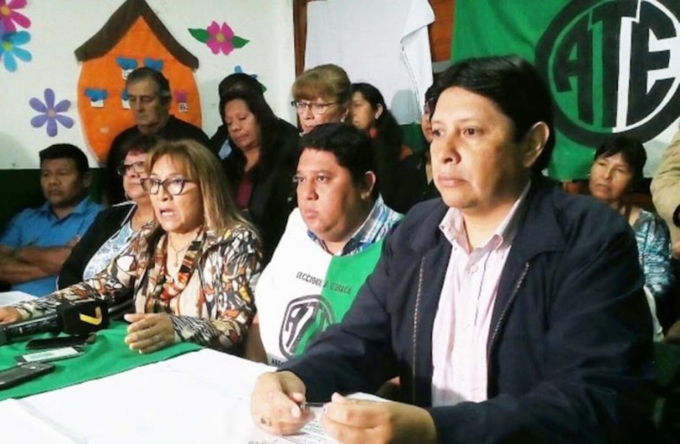 Comenzó la huelga de empleados públicos enrolados en el FAG