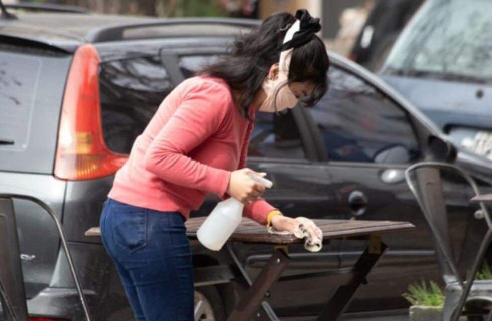 El Gobierno porteño brindó una serie de recomendaciones para locales gastronómicos con mesas en las veredas