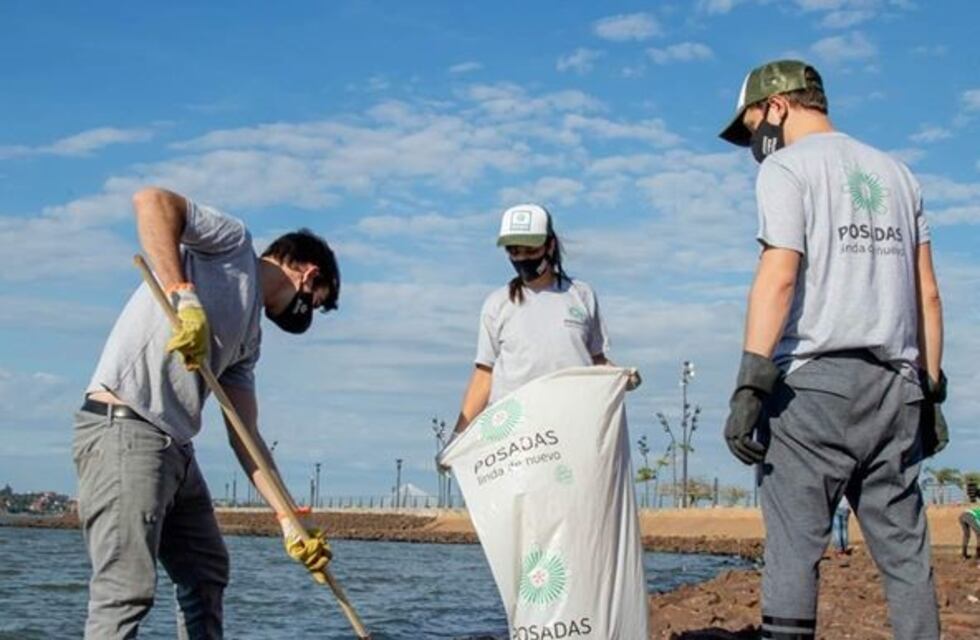 Con la recolección de 600 kilos de basura finalizó la limpieza de la costa del Paraná