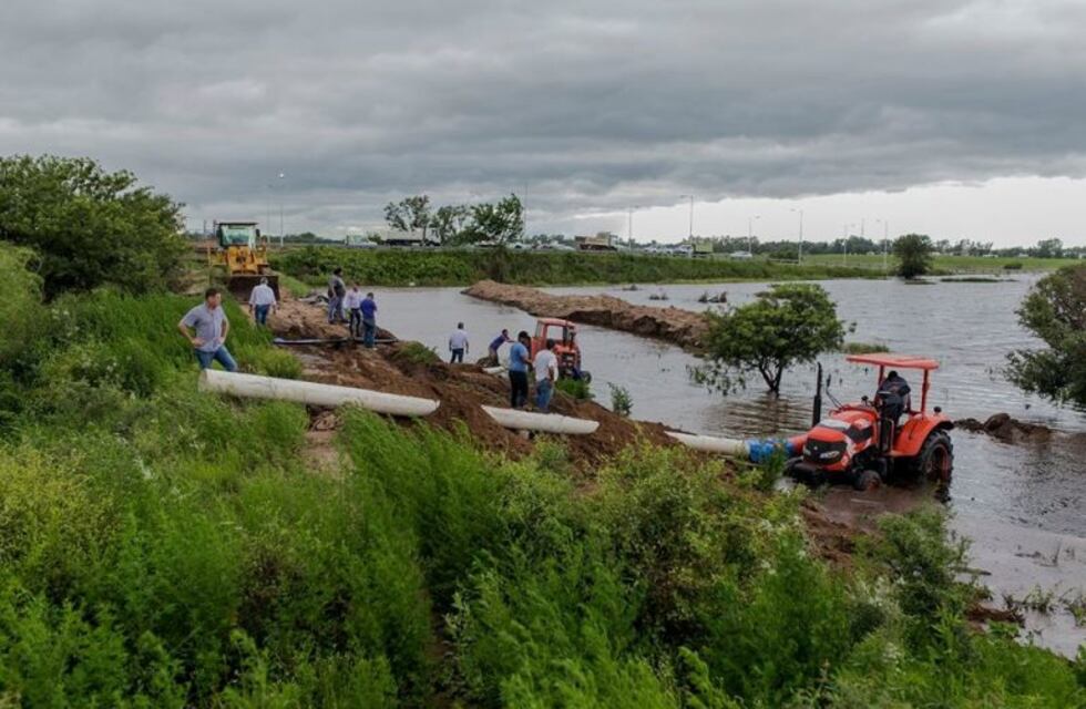 Bell Ville: ¿Cuales son las tareas que se están realizando para evitar la llegada del agua a la ciudad?