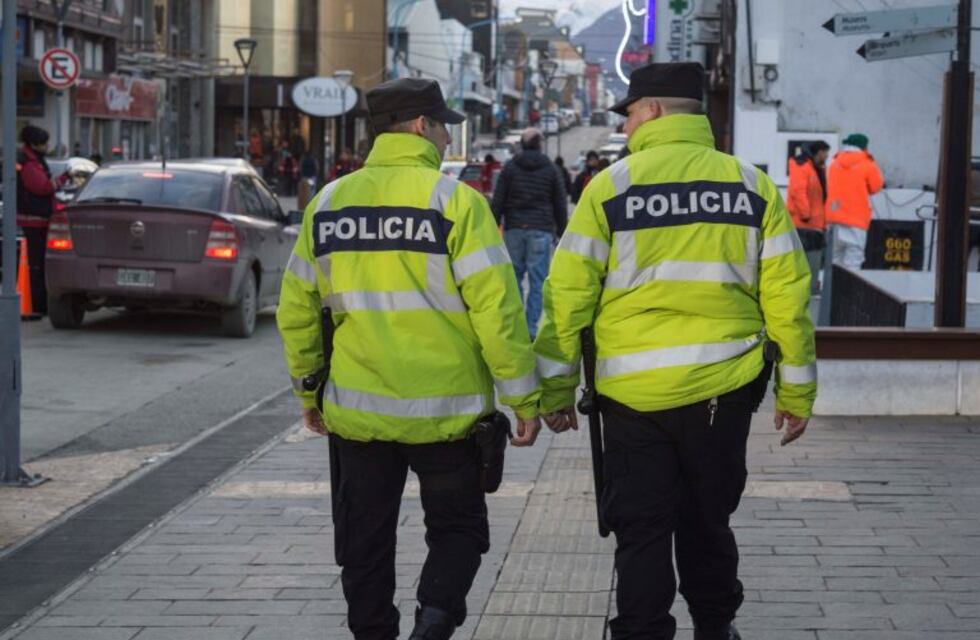Policía de Ushuaia busca intensamente a un acosador callejero