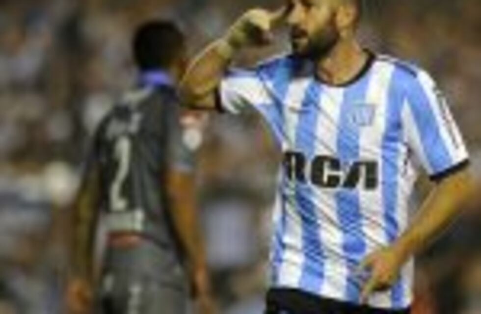 Lisandro López renovó su contrato por dos años más con Racing