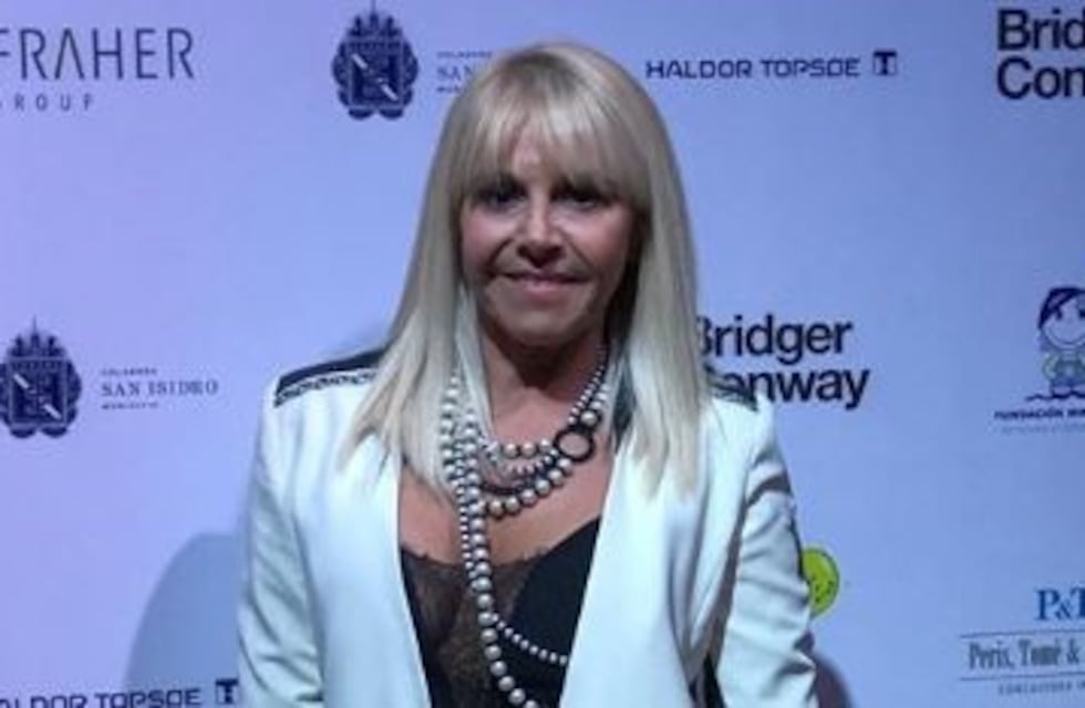 A los 59 años, Claudia Villafañe sorprendió con su figura