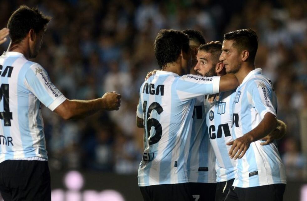 Racing le ganó 4-3 a Huracán en un gran amistoso en el Cilindro