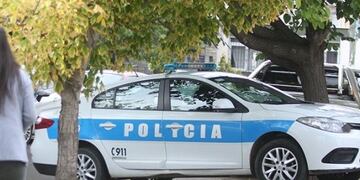 La auxiliar Vanesa Jimena Moreno, fue encontrada en el interior de su vehículo, en un aparente estado de ebriedad\u002E