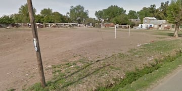 Una nena muy grave al caerle un arco en la cabeza