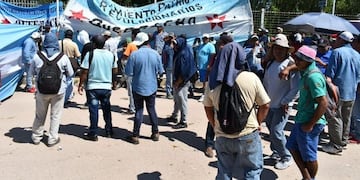 Corte en Salvador Mazza\u002E (Web)