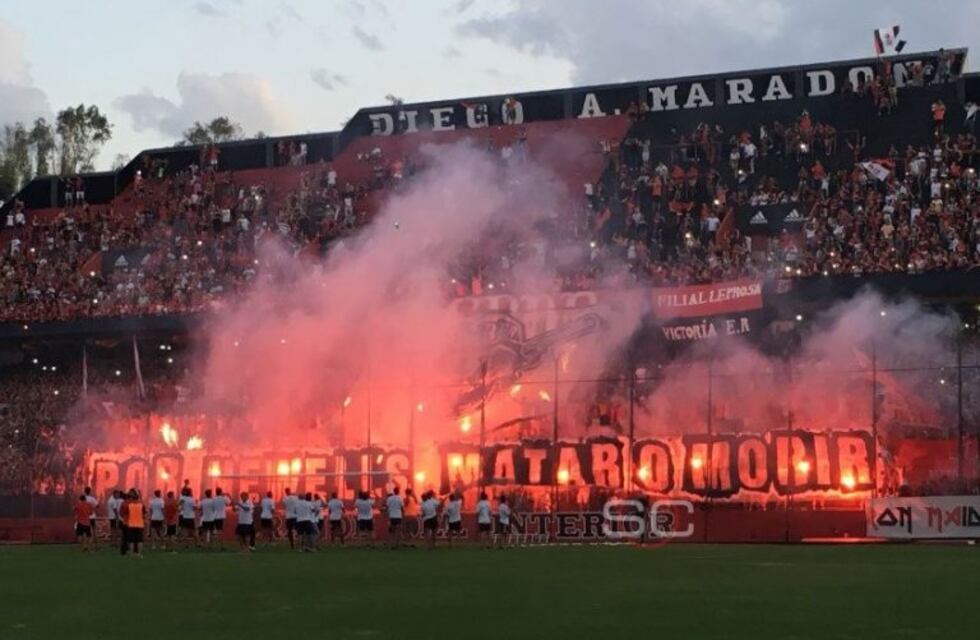 Los hinchas de Newell's coparon el Coloso en el tradicional banderazo