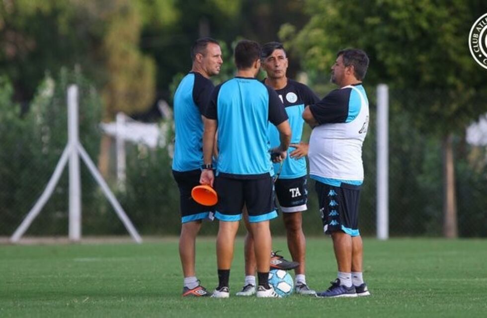 Marcelo Estigarribia gana en la pulseada para ser titular en la ofensiva de Belgrano