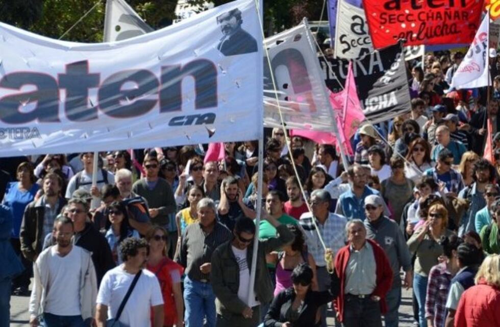 Los docentes marcharán contra de la reforma laboral, previsional e impositiva