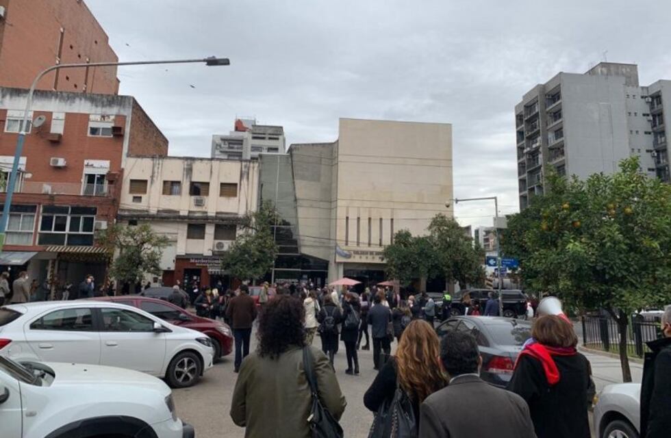 Protesta de abogados autoconvocados contra el sistema de digitalización de tribunales