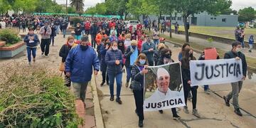 Marcha en pedido de justicia por el cura de Vicuña Mackenna (Puntal)