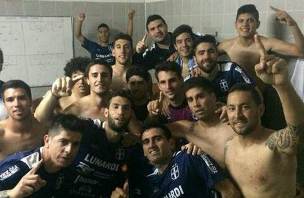 Atenas de Río Cuarto derrotó a Alumni, de Villa María, y podría salvar la categoría