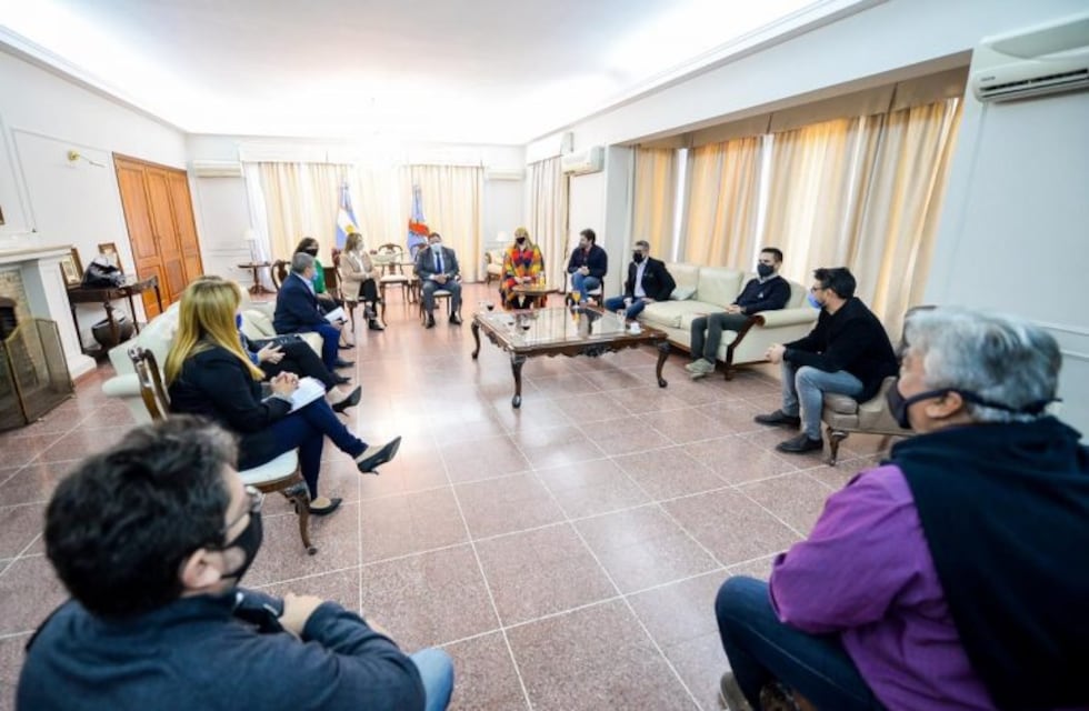 Ricardo Quintela se reunió con titulares de entes nacionales en la provincia