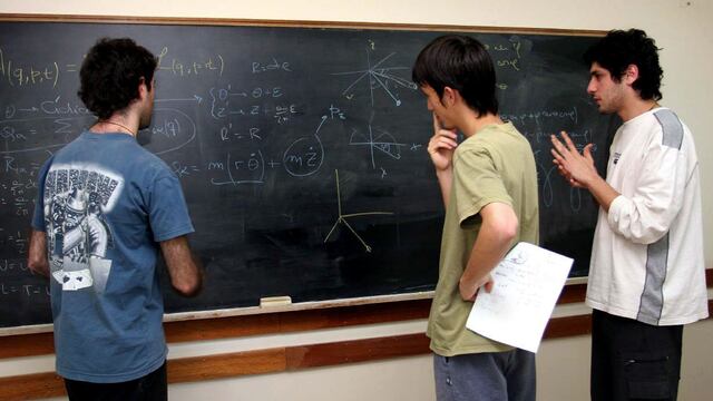 La “fábrica” de ingenieros y físicos cumple 60 años