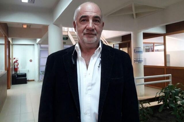 Carlos Sánchez\nPosleman