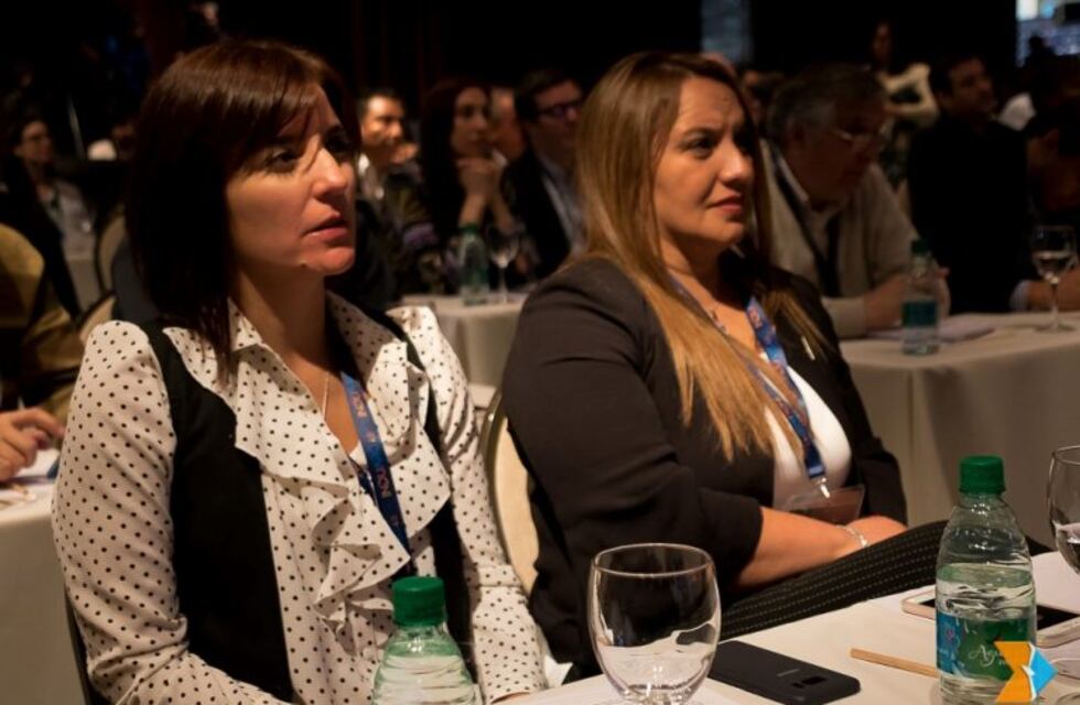 Parlamentarios participaron del Foro Industrial La revolución inteligente