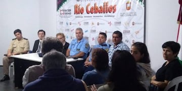 Reunión seguridad Río Ceballos (Radio Turismo)
