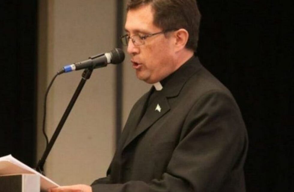 Piden 20 años de prisión para el cura "payador" acusado de abusos a menores