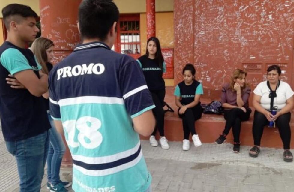 Al final, los alumnos de Guiñazú tendrán su cena de egresados
