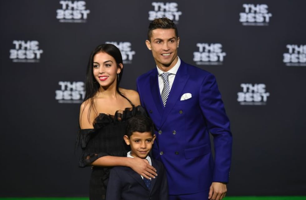 Cristiano Ronaldo se convirtió en papá por cuarta vez