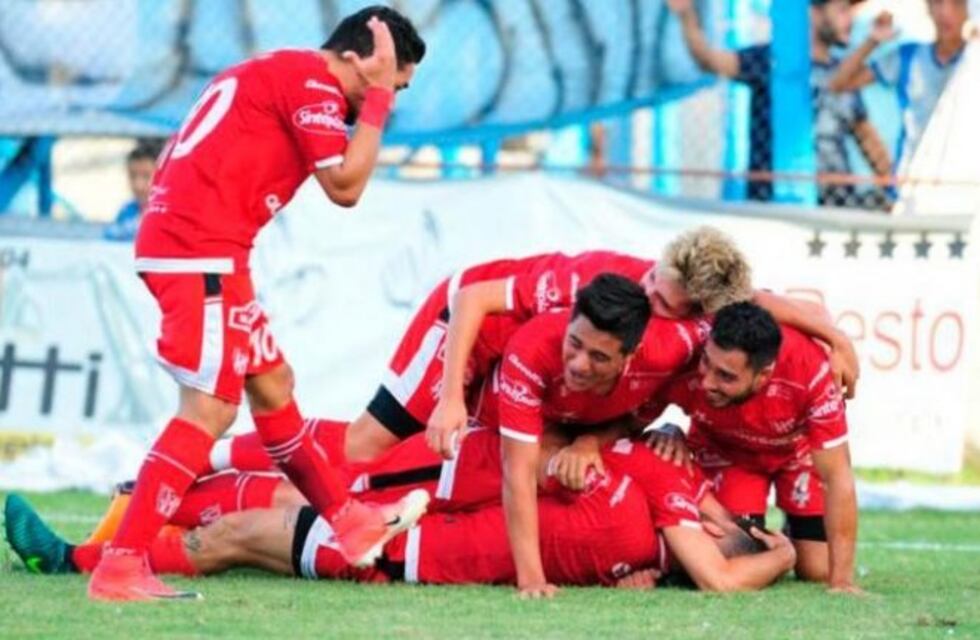 B Nacional: sin descensos y después, división entre Interior y Buenos Aires