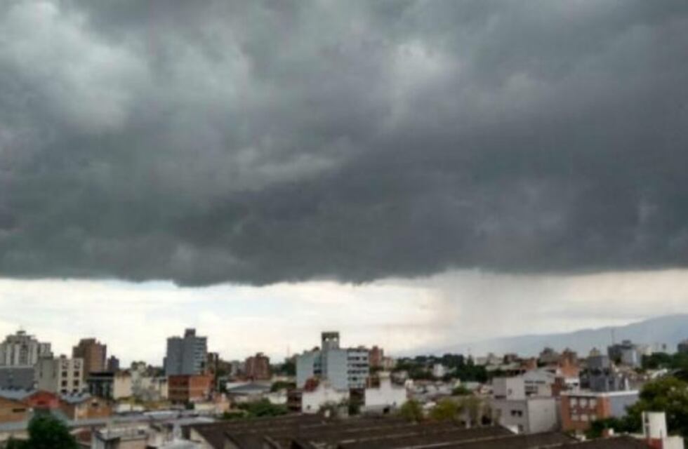 La tormenta dejó varias zonas inundadas en la provincia