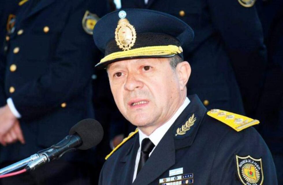 Renunció el jefe de Policía de La Pampa, Roberto Ayala, y asume Héctor Lara