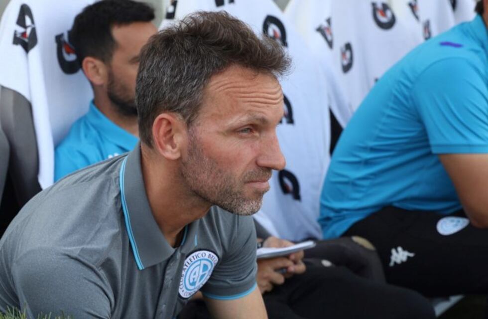 Belgrano: el club hace oficial la salida del DT Bernardi