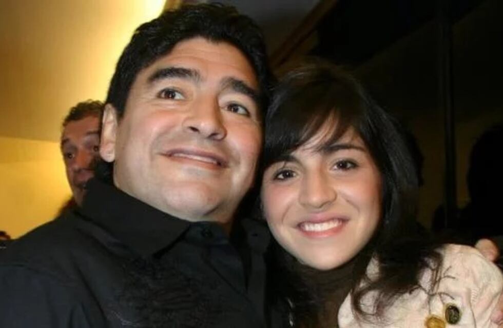 El conmovedor mensaje de Gianinna para Diego Maradona: “Bajá un ratito, solo un abrazo”