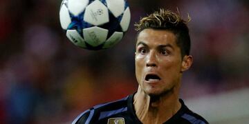 Football Soccer - Atletico Madrid v Real Madrid - UEFA Champions League Semi Final Second Leg - Vicente Calderon Stadium, Madrid, Spain - 10/5/17 Real Madrid's Cristiano Ronaldo in action Reuters / Juan Medina Livepic TPX IMAGES OF THE DAY