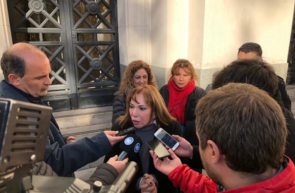 Olga Riutort no forma alianza con Llaryora y será candidata a intendente