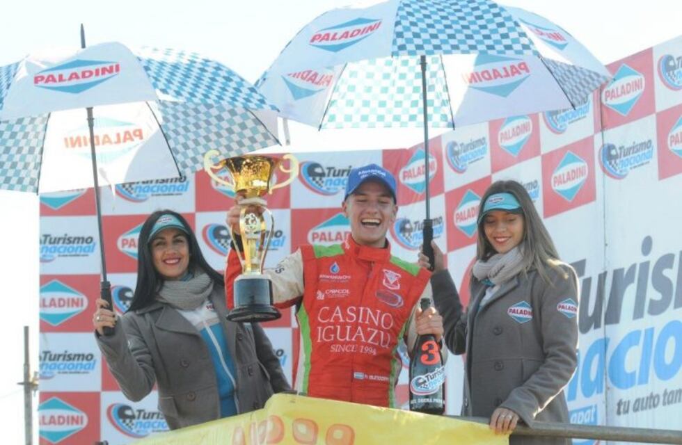 Bundziak se destacó como debutante anual de la temporada en la Clase 3