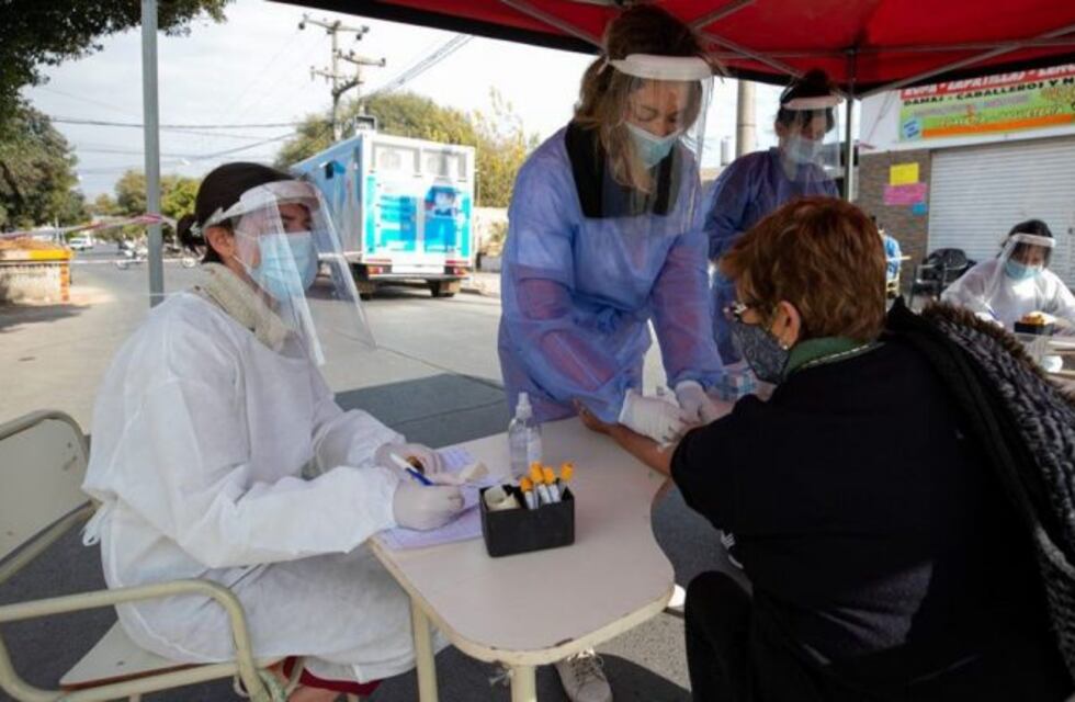 Confirman cuatro muertes por coronavirus en Córdoba y 140 casos