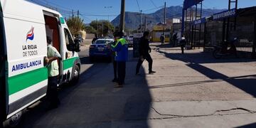 No hubo heridos y la policia informo que se están realizando un operativo de rastrillaje para dar con los delincuentes, que huyeron por San Francisco hacia la zona oeste\u002E