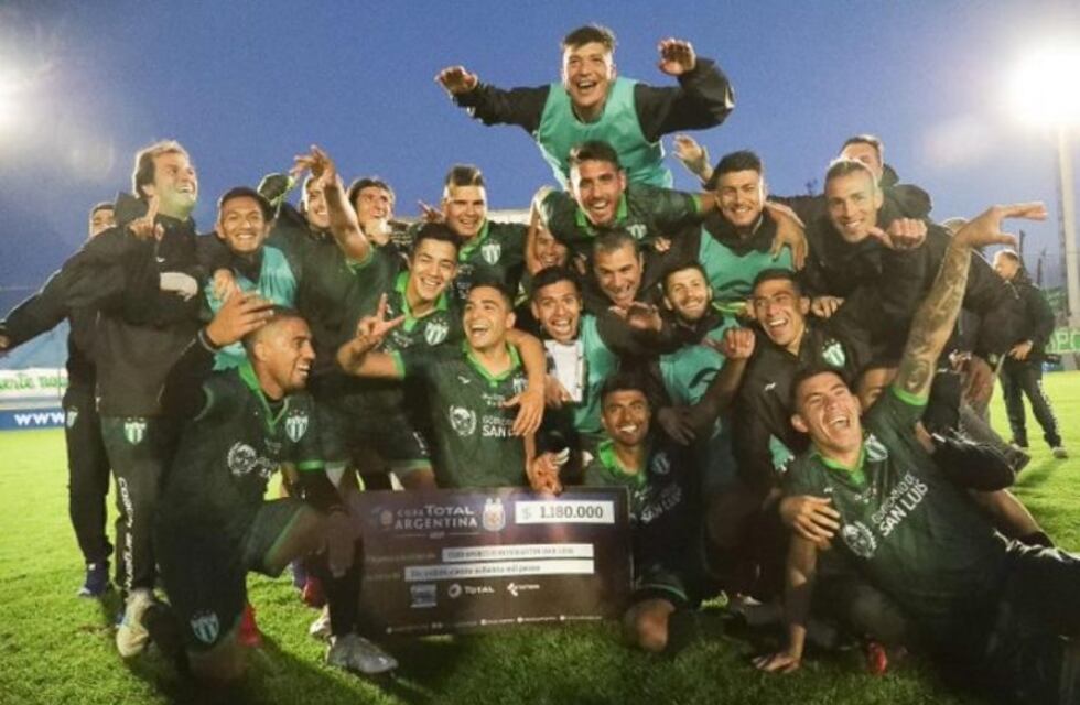 Estudiantes de San Luis venció a Barracas Central y pasó de fase en Copa Argentina