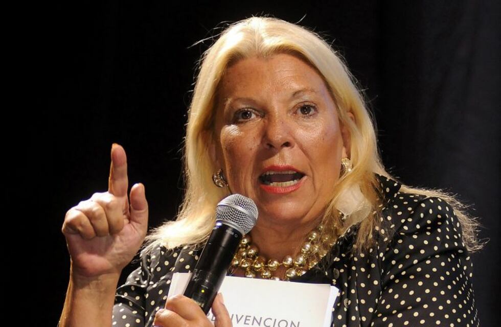 Carrió advirtió a Macri: "Si vas a tener oportunistas y traidores en Cambiemos me vas a perder a mí"