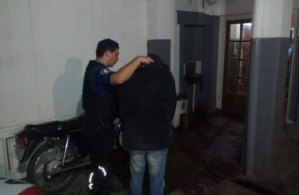 Alta Gracia: un detenido por robar una pasta dental y un queso