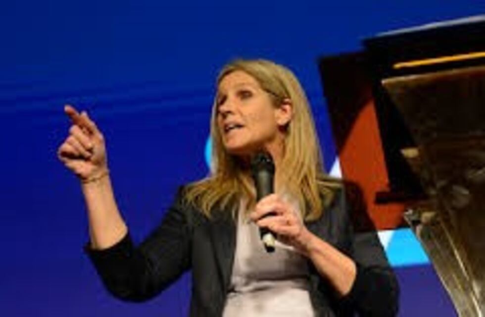 Cynthia Hotton, precandidata a diputada nacional, hizo su presentación oficial en Bahía