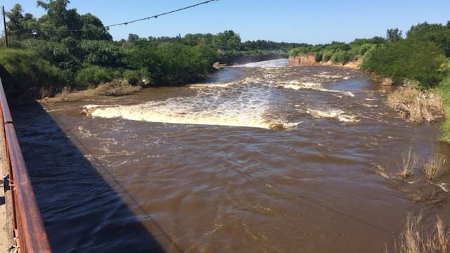 Cascada del arroyo Saladillo entre las ciudades de Rosario y Villa Gobernador Gu00e1lvez.